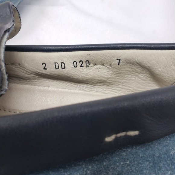 Prada Blue Suede Driving Shoes, Size 7 DD020 - Picture 8 of 8